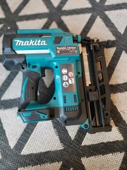 Prodám hřebíkovačka Makita DBN600RTJ