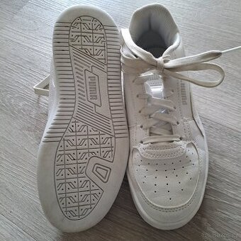 Prodám dívčí boty zn. Puma