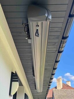 Markýza 4x3m s elektrickým pohonem a LED osvětlením