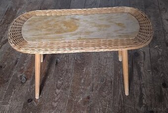 RATANOVÝ PROUTĚNÝ KVĚTINOVÝ ODKLÁDACÍ STOLEK ÚLUV