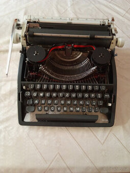 psací stroj