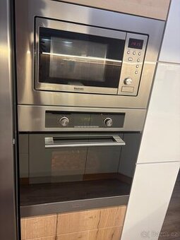 Vestavná elektrická trouba+mikrovlnka