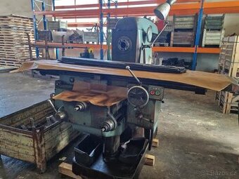 Vertikální frézka TOS FA 4V (1989)