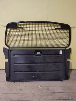 Peugeot partner dělící přepážka