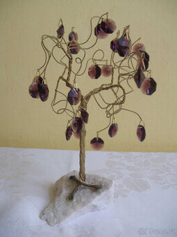 NOVÝ dekorativní strom