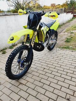 Yamaha yz250