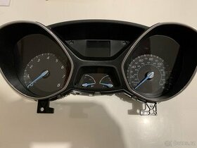 Deska přístrojů Budíky Ford Focus III