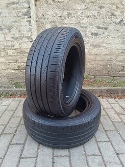 2x 215/55 R16 93H Hankook 5,5 mm - letní pneu