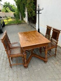 starožitný stůl a 4 židle v perfektním stavu
