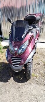 Prodám Piaggio MP3 250