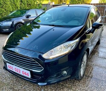 Ford Fiesta 1.6TDci 70kW. 2013, navi, klima