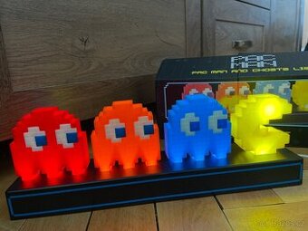 Lampička Pacman