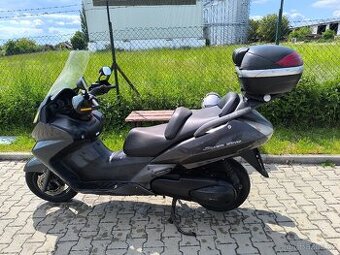 Honda Silverwing 400 r.v.08 najeto 42tis.