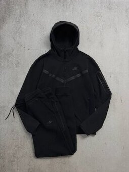 Souprava Nike Tech Fleece - 1