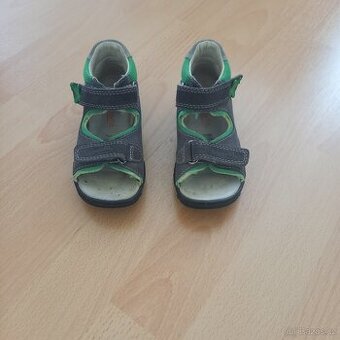 Chlapecké sandály Superfit vel. 25