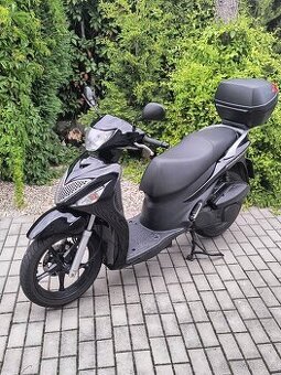 Suzuki sixteen UX 125 2013