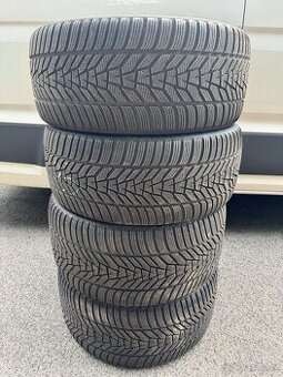 255/35 r21 98W 285/30 r21 100w Zimní Hankook 21”