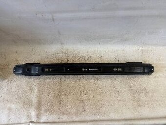 Zadní výztuha VW Caddy