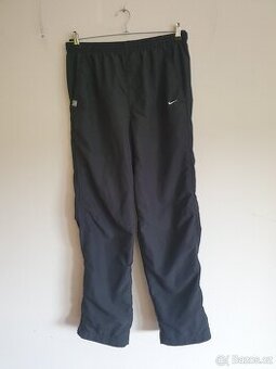 NEPOUŽITÉ volnočasové kalhoty NIKE DRY FIT