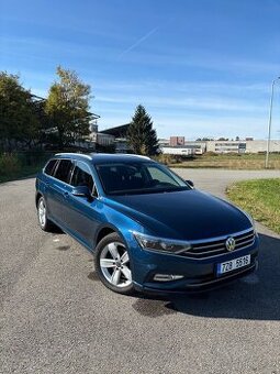 VW Passat B8 Variant Business 2.0 TDI 110kW Manuál / Matrix