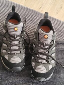 Boty zn.Merrell vel.44,5 EUR