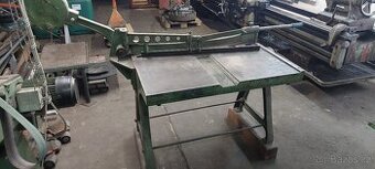 TABULOVÉ NŮŽKY NTP1000/2