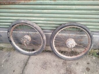 Kola moped stadion S11 S22 jawetta štíty rozeta komplet