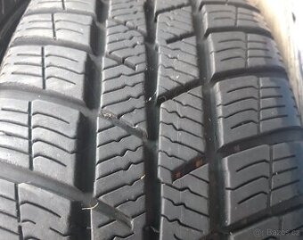 Sada nebo 2ks zimních pneu 195/65 R15 Barum Polaris-5