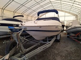 Kajutová lod Maxum 21SC