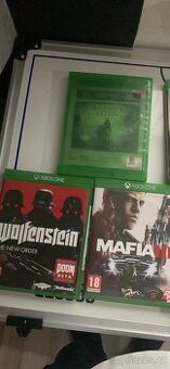 Xbox one 500g + 7 her a 1 Joystick