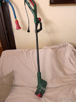 NOVÁ strunová sekačka Bosch