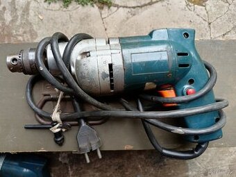 Malá ruční vrtačka