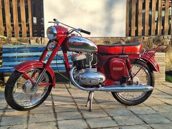 Renovace a opravy motocyklů