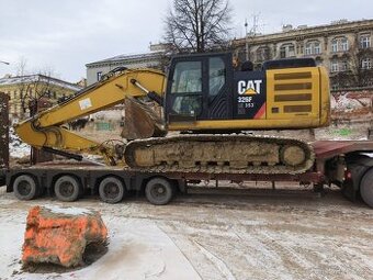Dlouhodobý pronájem CAT 326 pásové rypadlo