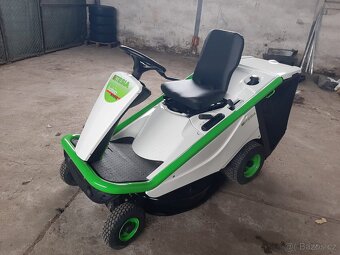 Zahradni traktor Etesia Bahia