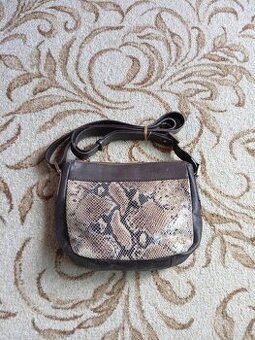 Dámská kožená kabelka se vzorem hadí kůže