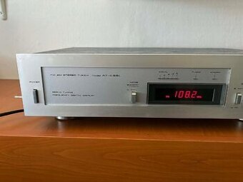 Prodám .Rádio AKAI - 1