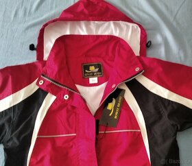 Dětská bunda široká. Vel.134. (1)