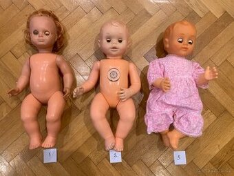 Retro -stare panenky mimina