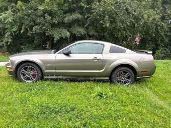 Ford Mustang 4,6 GT