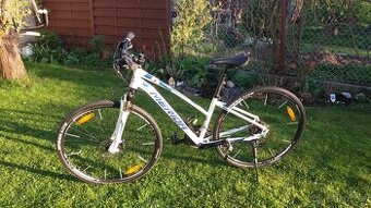 Dámské trekingové kolo Merida 500 hydraulic. Disk můžu POSLA