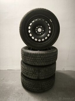 205/55 R16 zimní pneu + plechové disky