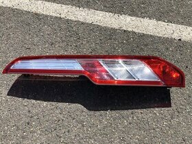 světlo na Ford Tourneo Custom