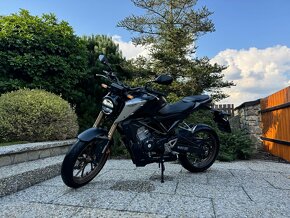 Honda CB 125 R