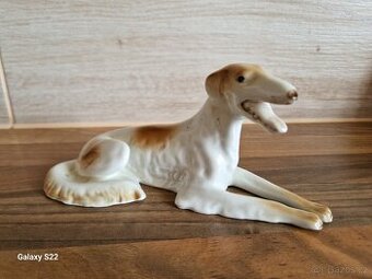 Porcelánový pes - CHRT - DUCHCOV