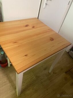 Ikea jídelní stůl 74x74cm