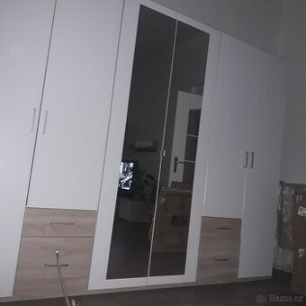 Prodám zařízení bytu