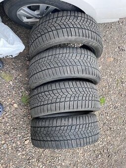 Prodám pneu Firestone Winterhawk 225/45 R17