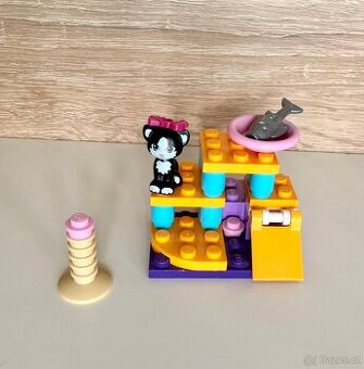 Lego Friends 41018 Hřiště pro kočky