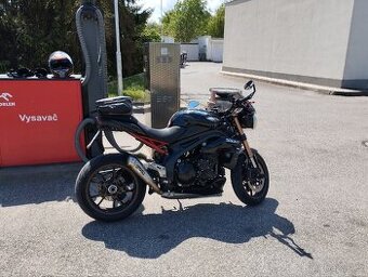 Triumph Speed Triple 1050 - 1
